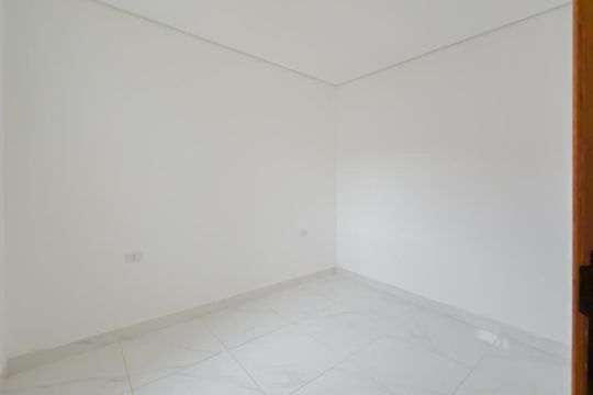 Quarto 2 de apartamento para alugar com 2 quartos, 37m² em Jardim Maringa, São Paulo