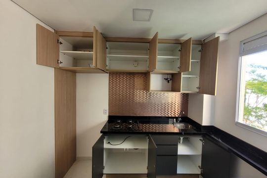 Cozinha de apartamento para alugar com 2 quartos, 44m² em Jardim Guaruja, Sorocaba