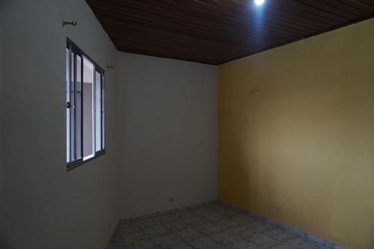 Casa para alugar com 2 quartos, 50m² em Jardim Lajeado, São Paulo