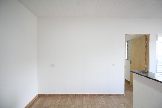 Sala de casa para alugar com 1 quarto, 35m² em Jardim Vitoria, Taboão da Serra