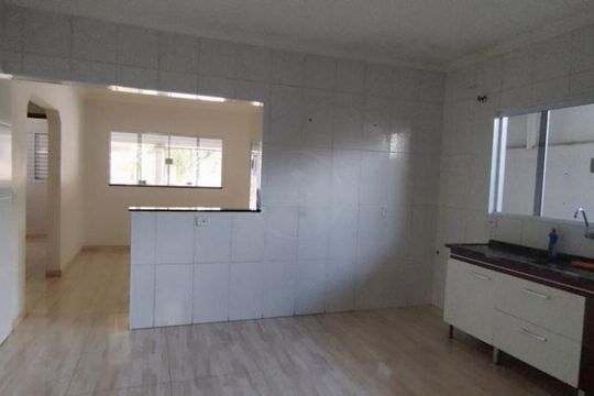 Casa à venda com 4 quartos, 240m² em Jardim Adelaide, Hortolândia