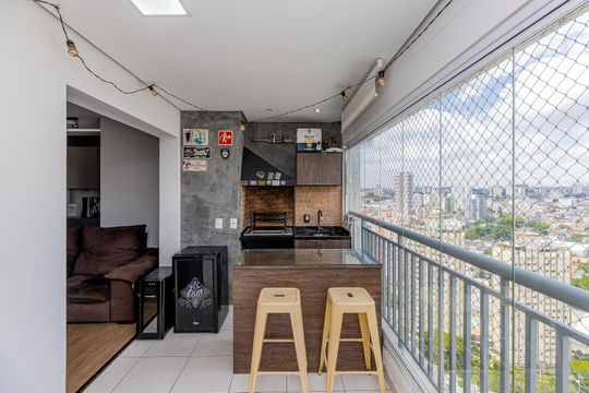 Casa à venda com 4 quartos, 392m² em Jardim Marajoara, São Paulo