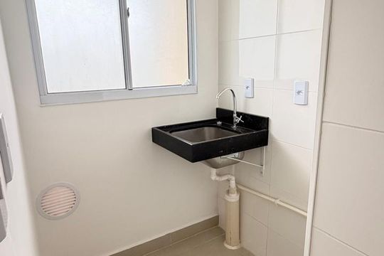 Área de serviço de apartamento à venda com 2 quartos, 43m² em Fazenda São Quirino, Campinas