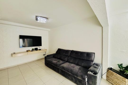 Sala de casa à venda com 3 quartos, 270m² em Vila Paulistania, São Paulo