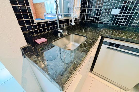 Cozinha de casa à venda com 3 quartos, 270m² em Vila Paulistania, São Paulo