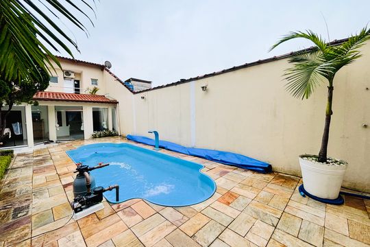 Área comum - Piscina de casa à venda com 3 quartos, 270m² em Vila Paulistania, São Paulo
