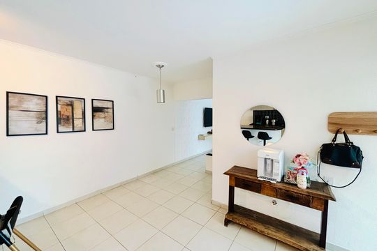 Área comum de casa à venda com 3 quartos, 270m² em Vila Paulistania, São Paulo