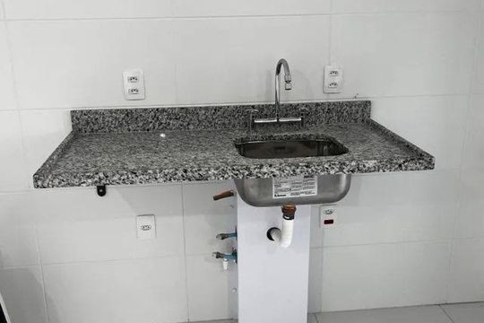 Cozinha de apartamento à venda com 2 quartos, 63m² em Aldeia, Barueri