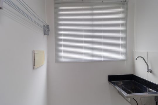 Área de Serviço de apartamento para alugar com 2 quartos, 47m² em Loteamento Parque São Martinho, Campinas