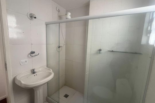 Banheiro de apartamento para alugar com 2 quartos, 64m² em Engenho de Dentro, Rio de Janeiro
