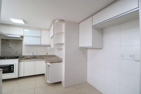 Cozinha de apartamento para alugar com 3 quartos, 164m² em Centro, Uberlândia