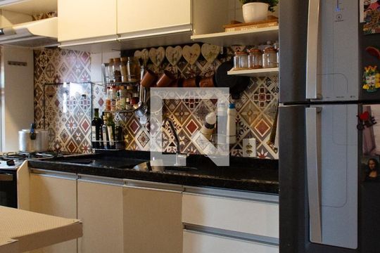 Cozinha de apartamento à venda com 2 quartos, 45m² em Jardim Vergueiro, São Paulo