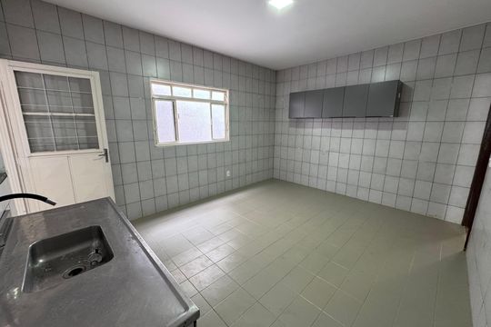 Casa para alugar com 3 quartos, 159m² em Qnl 12, Brasília