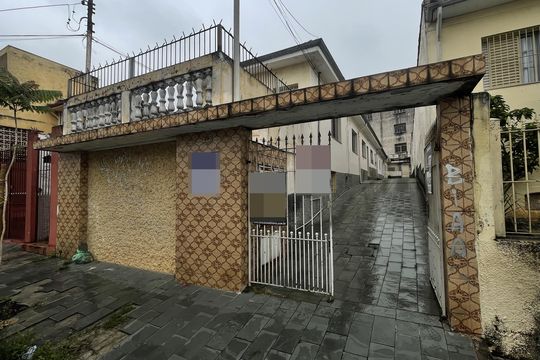 Fachada de casa para alugar com 1 quarto, 40m² em Vila Sao Geraldo, São Paulo