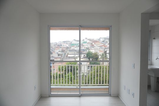 Apartamento para alugar com 2 quartos, 48m² em Vila Carmosina, São Paulo