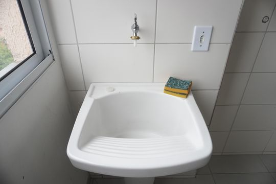 Apartamento para alugar com 2 quartos, 48m² em Vila Carmosina, São Paulo