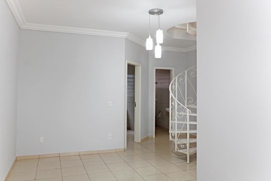 Sala de casa para alugar com 3 quartos, 117m² em Jardim Sao Matheus, Vinhedo