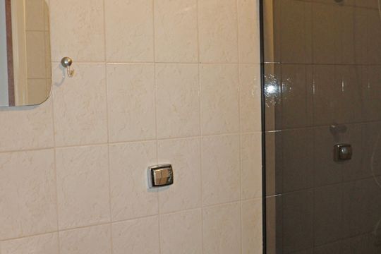 Banheiro 1 de casa para alugar com 3 quartos, 117m² em Jardim Sao Matheus, Vinhedo