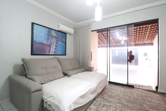 Sala de casa para alugar com 3 quartos, 130m² em Jardim Brasília, Uberlândia