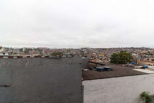 Vista de kitnet/studio para alugar com 1 quarto, 20m² em Jardim Domitila, São Paulo