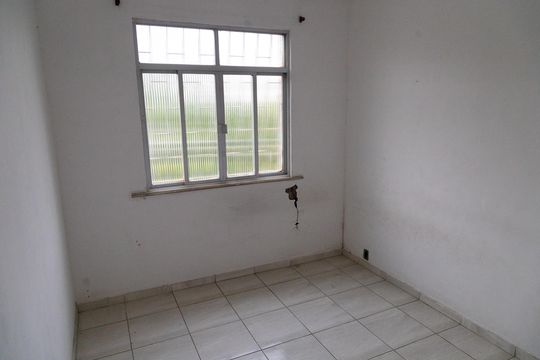Quarto 2 de casa à venda com 4 quartos, 360m² em Pechincha, Rio de Janeiro