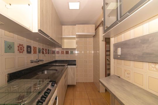 Cozinha/Área de serviço de apartamento para alugar com 2 quartos, 110m² em Petrópolis, Porto Alegre