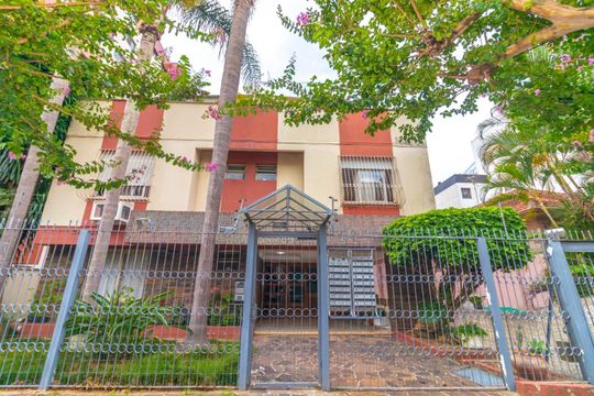 Fachada de apartamento para alugar com 2 quartos, 110m² em Petrópolis, Porto Alegre