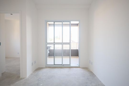 Sala de apartamento à venda com 2 quartos, 44m² em Pestana, Osasco