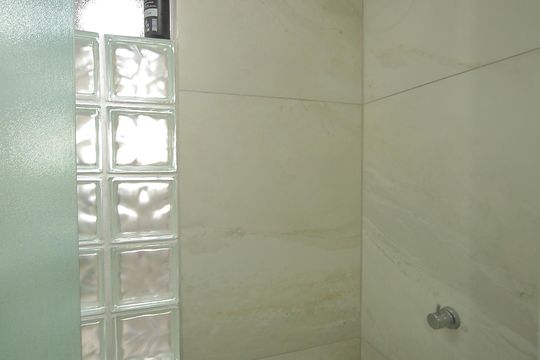 Banheiro  de apartamento à venda com 1 quarto, 48m² em Centro, São Bernardo do Campo