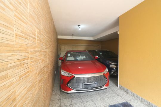 Garagem de casa para alugar com 4 quartos, 350m² em Cavalhada, Porto Alegre