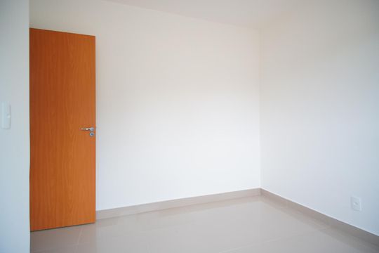 Quarto 2 de apartamento para alugar com 2 quartos, 52m² em Mário Quintana, Porto Alegre