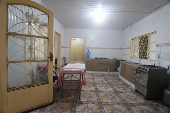 Cozinha de casa à venda com 2 quartos, 50m² em Niterói, Canoas