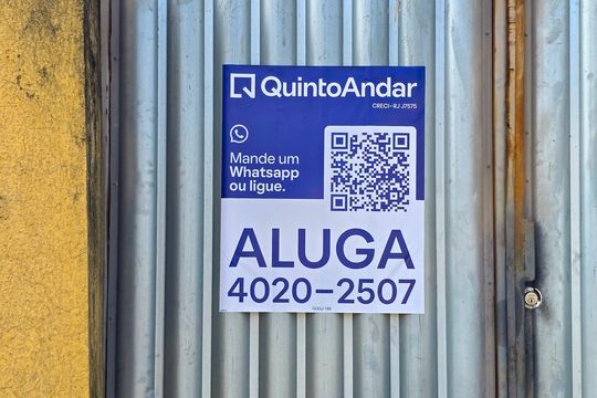 Placa de apartamento para alugar com 2 quartos, 68m² em Galo Branco, São Gonçalo