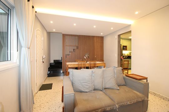 Sala de casa à venda com 2 quartos, 111m² em Vila Pedroso, São Paulo
