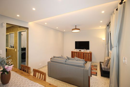 Casa à venda com 2 quartos, 111m² em Vila Pedroso, São Paulo