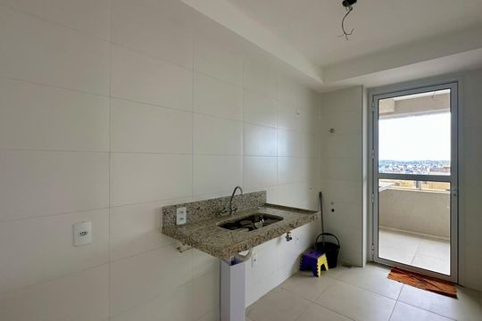 Cozinha de apartamento à venda com 3 quartos, 80m² em Gutierrez, Belo Horizonte