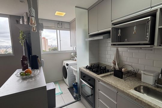 Apartamento para alugar com 2 quartos, 44m² em Parque Maria Helena, São Paulo