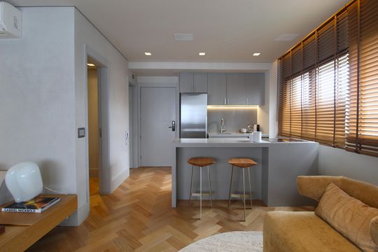 Cozinha de apartamento para alugar com 1 quarto, 82m² em Itaim Bibi, São Paulo