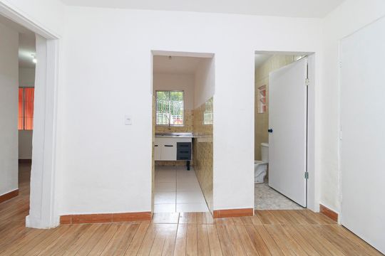 Copa de casa para alugar com 1 quarto, 60m² em Jardim Uniao, São Paulo