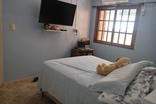 Quarto 1 de casa para alugar com 3 quartos, 300m² em Belém Velho, Porto Alegre
