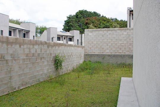Área externa de casa de condomínio para alugar com 2 quartos, 82m² em Pinheirinho, Vinhedo