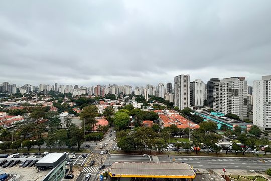 Vista de kitnet/studio para alugar com 1 quarto, 29m² em Indianópolis, São Paulo