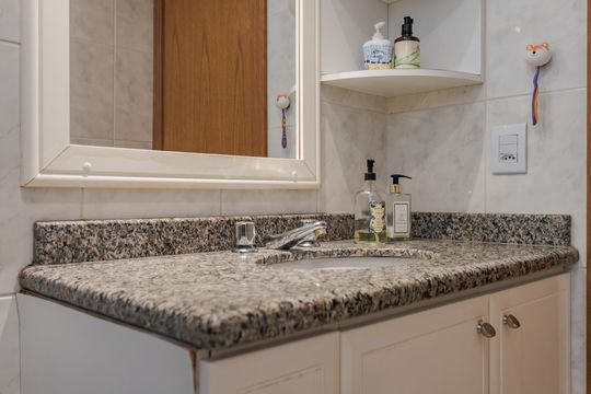 Apartamento para alugar com 3 quartos, 124m² em Bela Vista, Porto Alegre