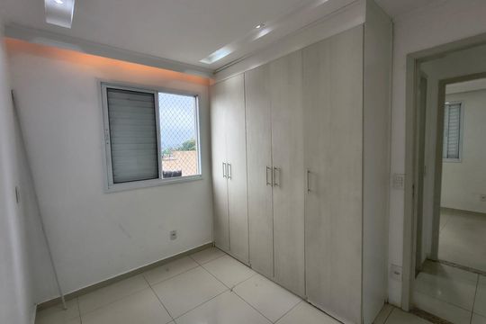 Quarto 2 de apartamento para alugar com 2 quartos, 42m² em Cidade Satelite Santa Barbara, São Paulo