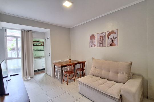 Apartamento para alugar com 1 quarto, 24m² em Carlos Prates, Belo Horizonte