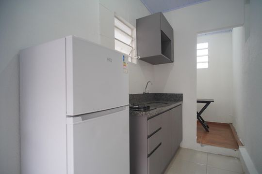 Cozinha de kitnet/studio para alugar com 1 quarto, 30m² em Rio Branco, São Leopoldo