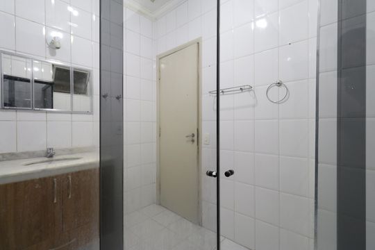 Banheiro  de apartamento para alugar com 1 quarto, 57m² em Campos Elíseos, São Paulo