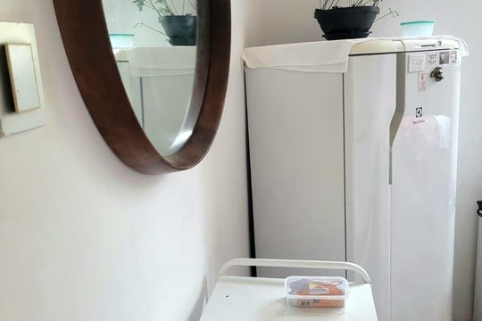 Cozinha de apartamento para alugar com 1 quarto, 27m² em Pompeia, São Paulo