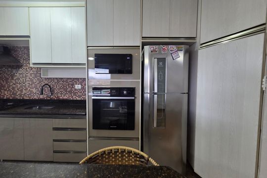 Cozinha de apartamento para alugar com 3 quartos, 89m² em Vila Balnearia, Praia Grande