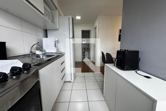 Cozinha de apartamento à venda com 2 quartos, 35m² em Presidente Altino, Osasco